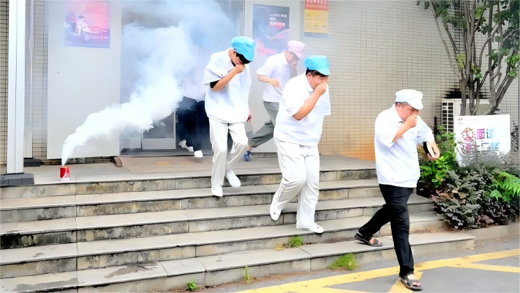 黨建+消防——炬神電子黨支部助力“消防安全進企業”直播活動